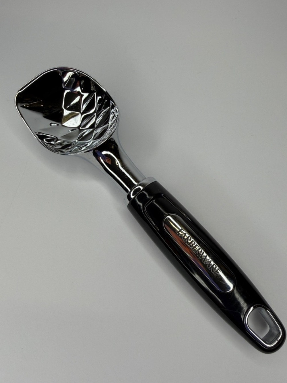 Farberware Black and Silver Diamond-Pattern Ice Cream Scoop